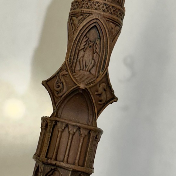 Harry Potter Exclusive Design Collection Hogwarts Architecture Wand - Picture 3 of 4